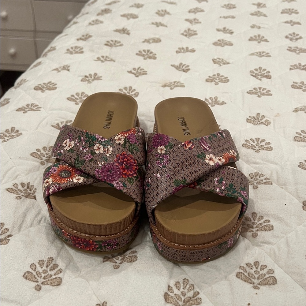 Johnny Was Floral Mules in Purple and Brown - Picture 2 of 7